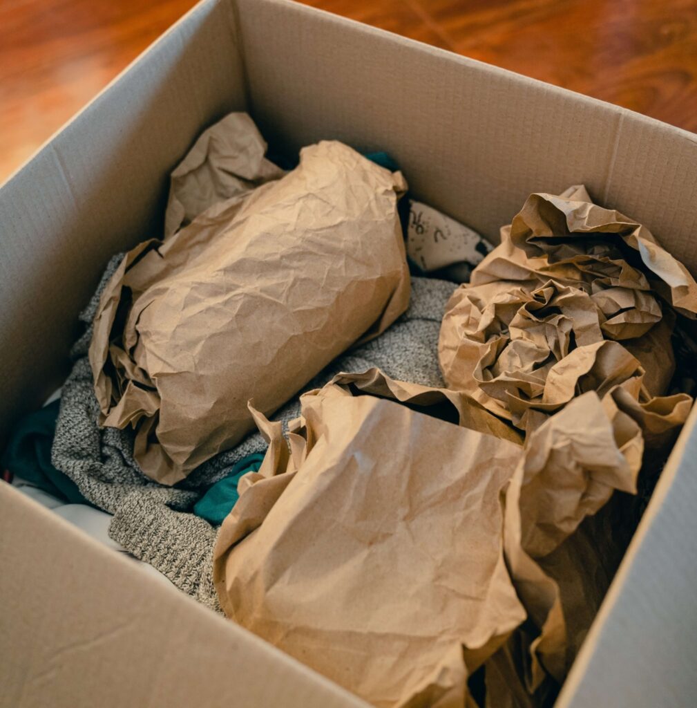 Papier vs. plastic: welke soort opvulmateriaal is voor mij de beste keuze? Papier vs. plastic: welke soort opvulmateriaal is voor mij de beste keuze?