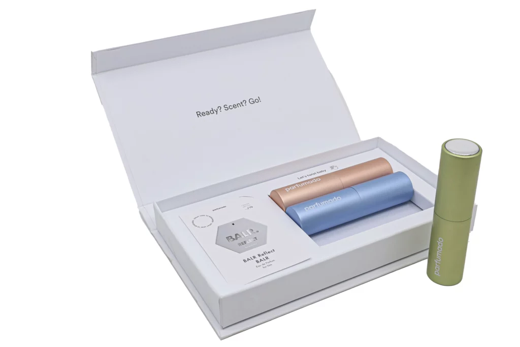 Klepdoos magneetdoos premium parfum cosmetica verpakking met interieur vouwomplakt massief karton