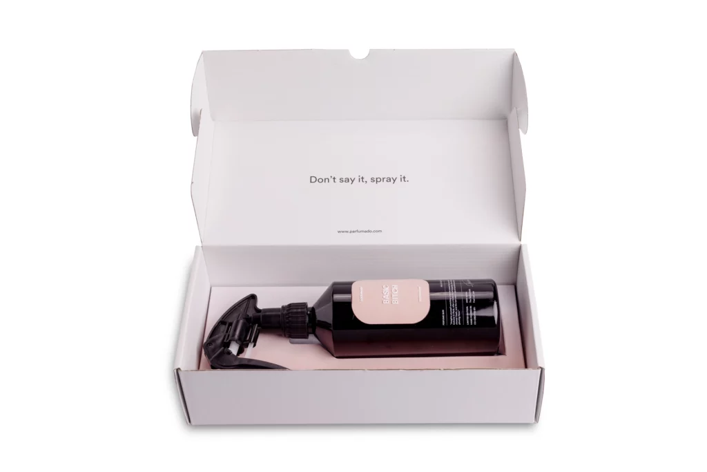 Luxe Geschenk Gift Verzendverpakking Premium Golfkarton Offsret Bedrukt